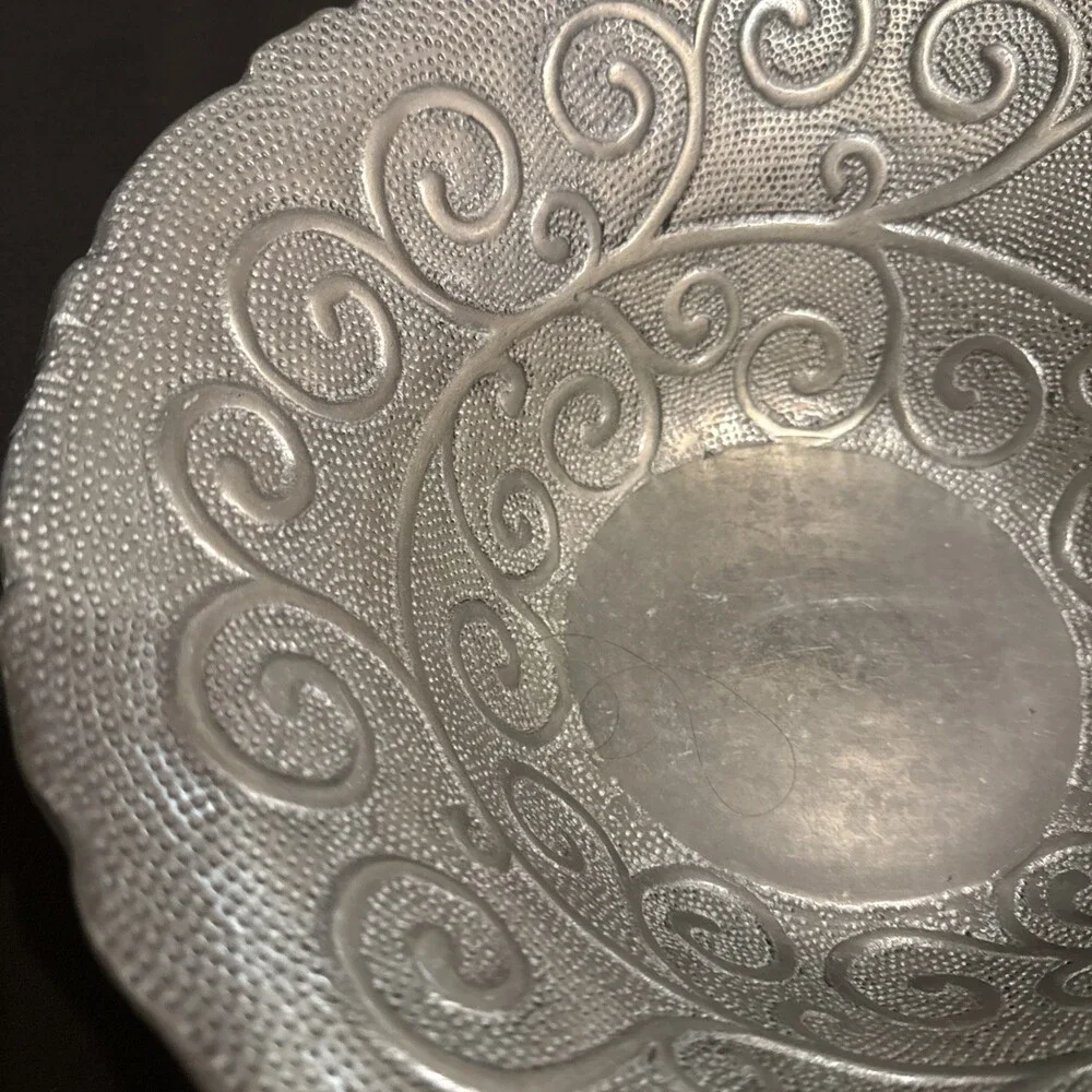 Hand Hammered METAL SERVING BOWL SWIRLING DESIGN INDIA CATERING LARGE  12